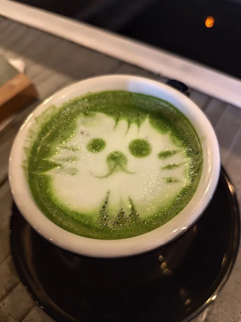 Nobody Refilled Your Water, Did They? What Japanese Restaurants Know About Welcome